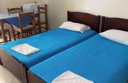 Vassiliki Apartment | Apartment 'Studios and Apartments Thomas 14' with Sea View, Wi-Fi and Air Conditioning