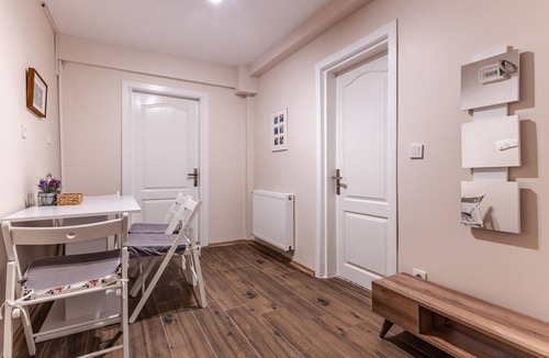 Cihangir Apartment | Apartment with Backyard in the Heart of Cihangir