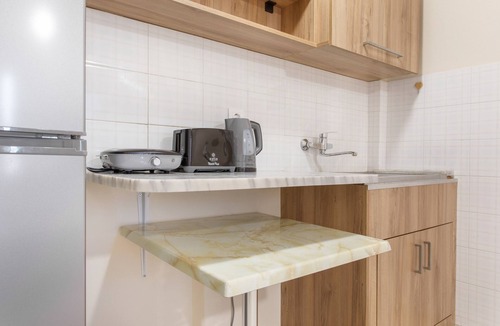 Kalamaki Apartment | Apartment ' with Mountain View, Wi-Fi and Air Conditioning