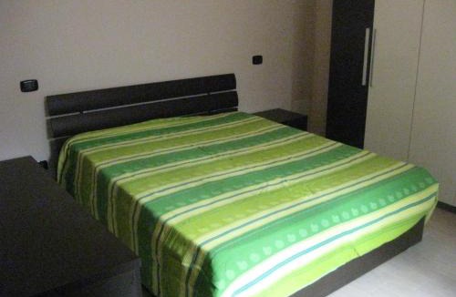 Locri Apartment | Apartment Wohnung Eutimo mit Waschmaschine und Geschirrspüler by Interhome