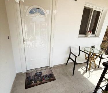 Qafe e Gjashtes Apartment | Apartments Berti