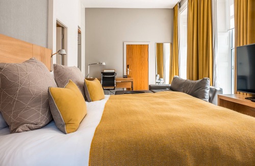 Old Town Hotel | Apex Waterloo Place Hotel