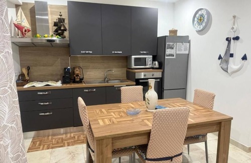 Aspra Apartment | Aphrodite's apartment at Aspra