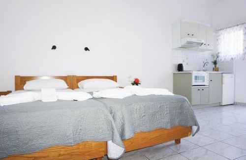 Bali Bed & Breakfast | Aphrodite Studios & Apartment