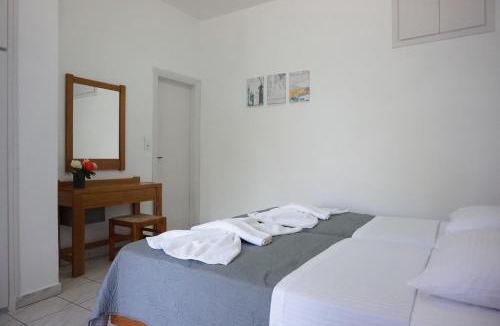 Bali Bed & Breakfast | Aphrodite Studios & Apartment