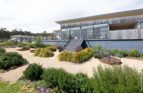 North Bruny House | Apollo's Rest