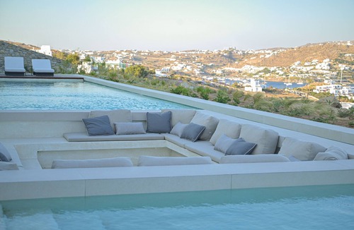 Agios Ioannis Villa | Apollo Yard - Fos Villa, a breathtaking fusion of nature and design