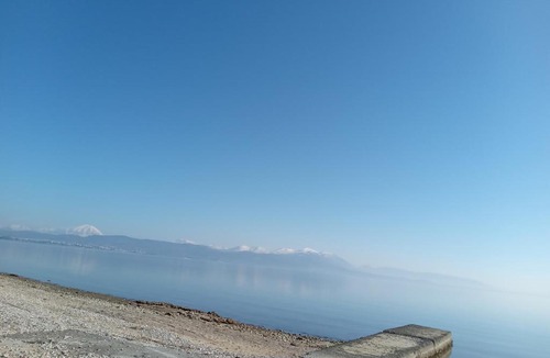 Chalcis Apartment | Apollon and Artemis