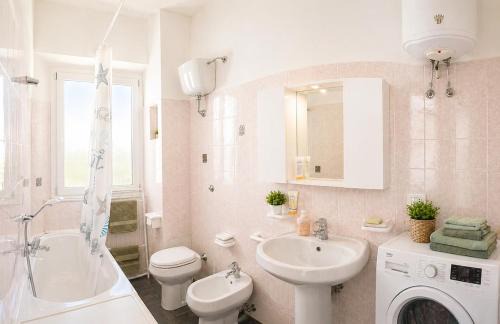 Siderno Marina Apartment | Appartamento con Cucina - Mare Blu Apartments and Rooms