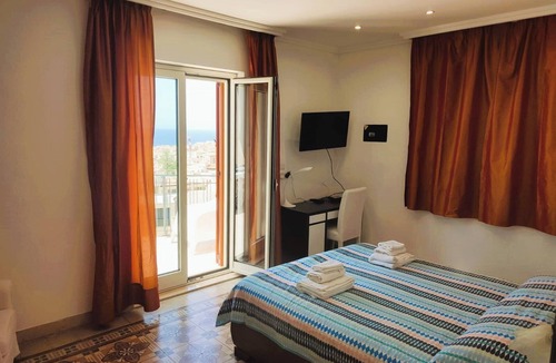 Cefalu Apartment | APPARTAMENTO: “CORNIOLA”