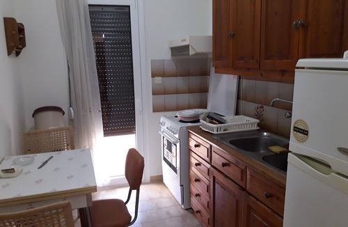 Amarinthos Apartment | Apt 30 meters from beach, Amarynthos town