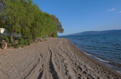 Amarinthos Apartment | Apt 30 meters from beach, Amarynthos town