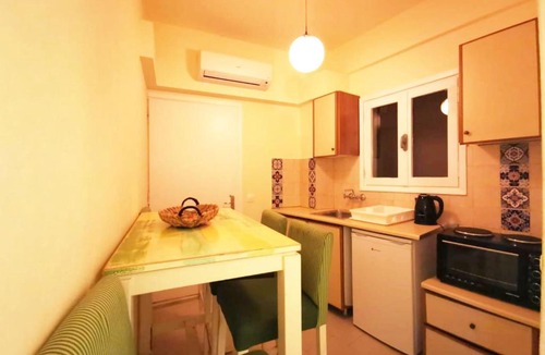 Hersonissos Centre Apartment | Aqua Maris Sunrise