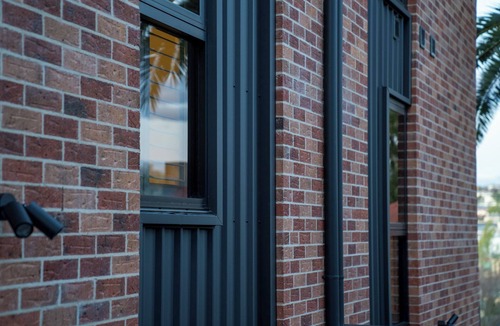 Launceston CBD House | Architectural Home: Near Gorge with Tamar Views