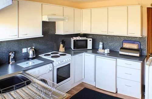 Hallin Cottage | ARDMORE, family friendly, country holiday cottage in Dunvegan