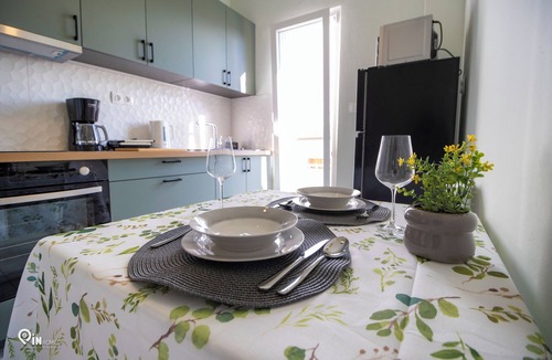 Aigaleo Apartment | Ariadne - Elegant & Chic House in Egaleo/Athens