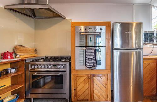 National Park Village House | Ariki - National Park Holiday Home