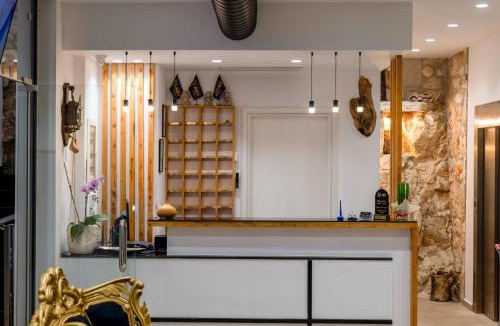 Sarande Hotel | Art Hotel