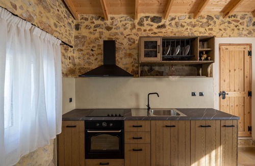 Kolaitis House | Artemis Traditional House