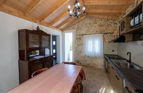 Kolaitis House | Artemis Traditional House