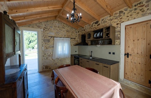 Kolaitis House | Artemis Traditional House
