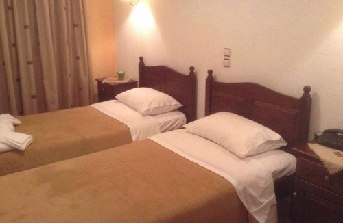 Stournaraiika Hotel | Arxontiko tou krommyda