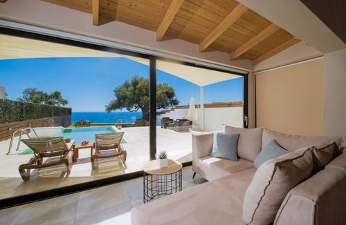 Akrotiri Villa | Astarte Villas - Anapnoi Villa with Private Pool
