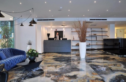 Neos Kosmos Hotel | Athenaeum Smart Hotel