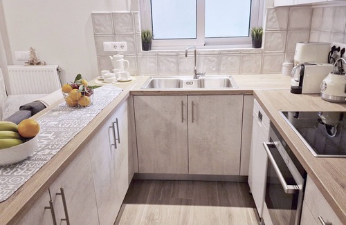 Petralona Apartment | Athens Gem, next to metro, walk to Acropolis