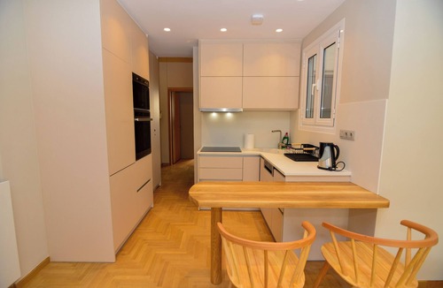 Athens City Centre Apartment | Athens top floor stylish 2 min walk to metro Panepistimio