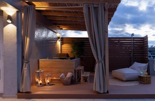 Attiki Apartment | Athens Top Penthouse With Spa 5' to Metro