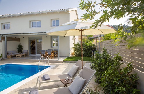 Apolpaina Villa | Athiri Villa just 2km from Lefkada city center