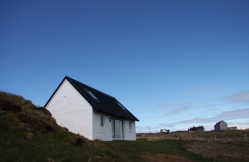Colbost Cottage | Atlantic Drift - Amazing sea views in the magical Isle of Skye