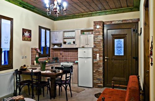 Karpenisi House | Atrapos