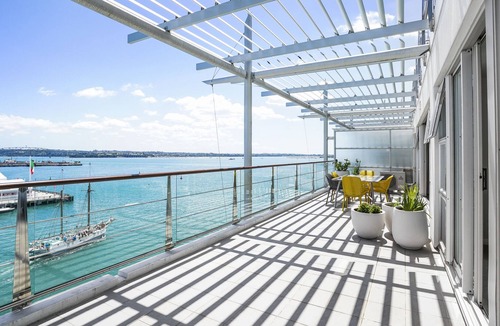 Auckland Central Business District Apartment | Auckland Waterfront Serviced Apartments on Prince's Wharf