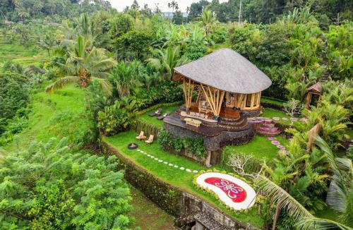 Selat Villa | Aura Svarga - Swarga House