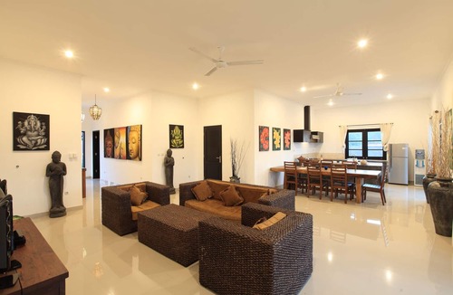 Gerokgak Villa | Authentic Beachvilla with cook, private pool, staff and lush tropical garden