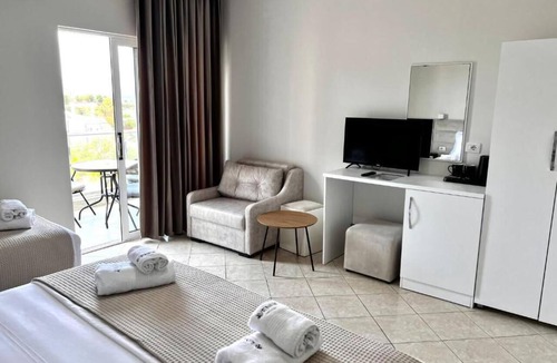 Ksamil Hotel | Avenue Hotel