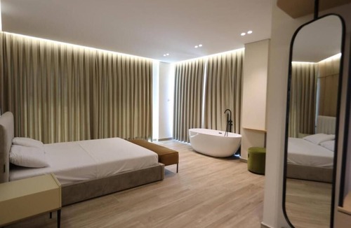 Ksamil Hotel | Avenue Hotel