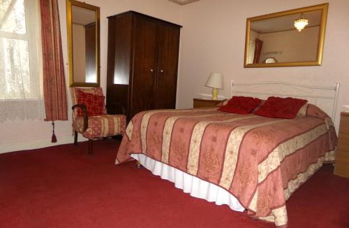 Tollcross House | Averon Guest House