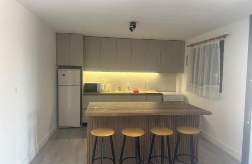 Chalcis House | Avlida Garden Lights