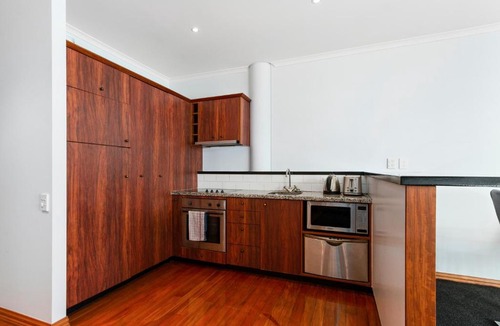 Auckland Central Business District Apartment | Awesome 2BR Apartment Viaduct Harbor - Wifi & Aircon