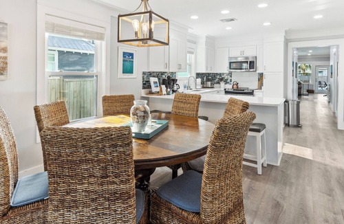 Crystal Beach House | Awesome heated pool/spa +lanai, beach is 2-mins, 3 masters on main, game zone