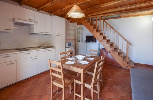 Motta San Giovanni House | Awesome home in Motta San Giovanni