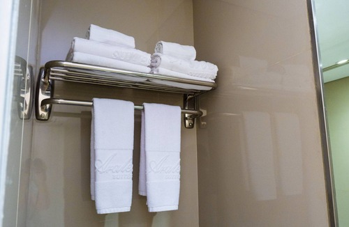 Cikarang Hotel | Azalea Suites Cikarang by Jayakarta Grup