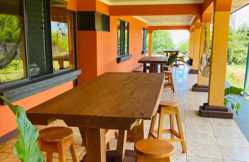 Barva House | B&b del aeropuerto: ¡habitaciones increíbles!n