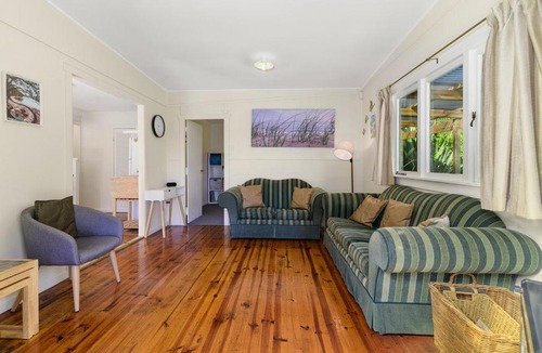 Rotoma House | Back of Beyond Cottage - Lake Rotoehu Holiday Home