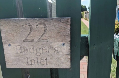 Devonport Cottage | Badger’s Inlet Devonport