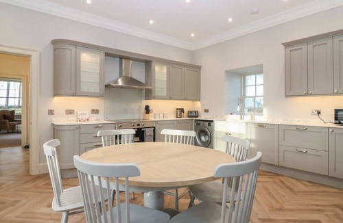 Forfar Cottage | Balmashanner Farmhouse, Forfar