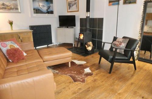 Newtonmore House | Baltinna West - by Where Stags Roar
